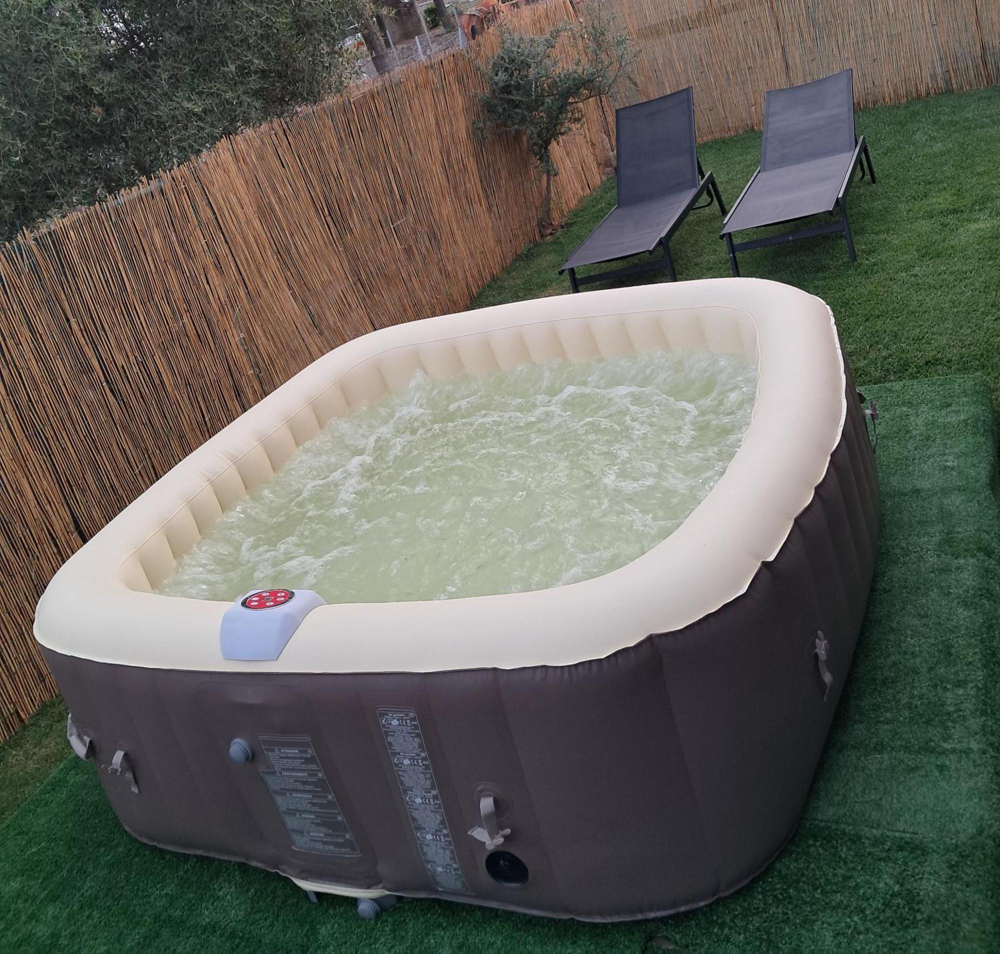 TeltiPasiga - Private Jacuzzi -アパートメント エクステリア 写真